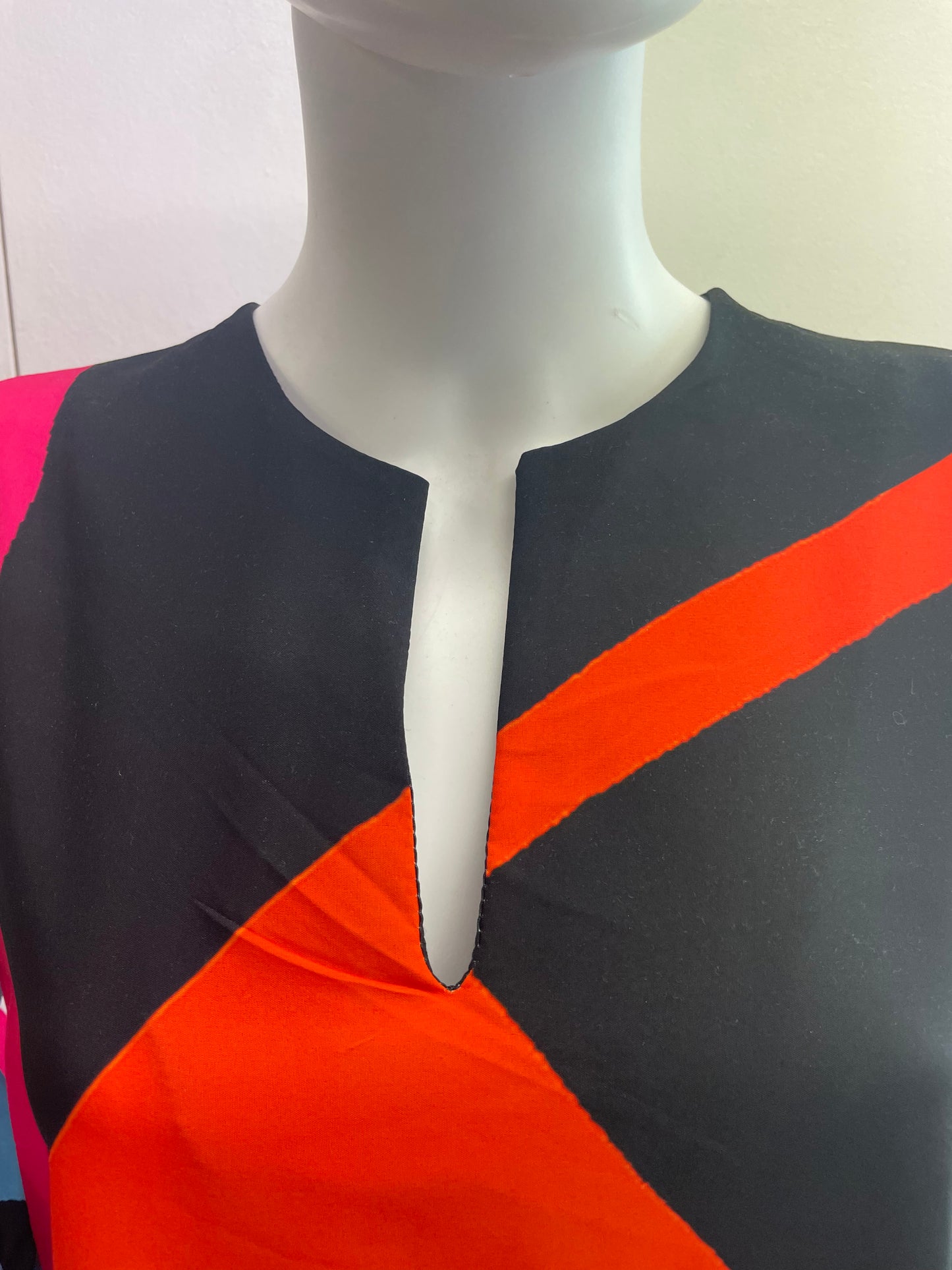 Robe Picasso - Manche longue à élastique (sans col)