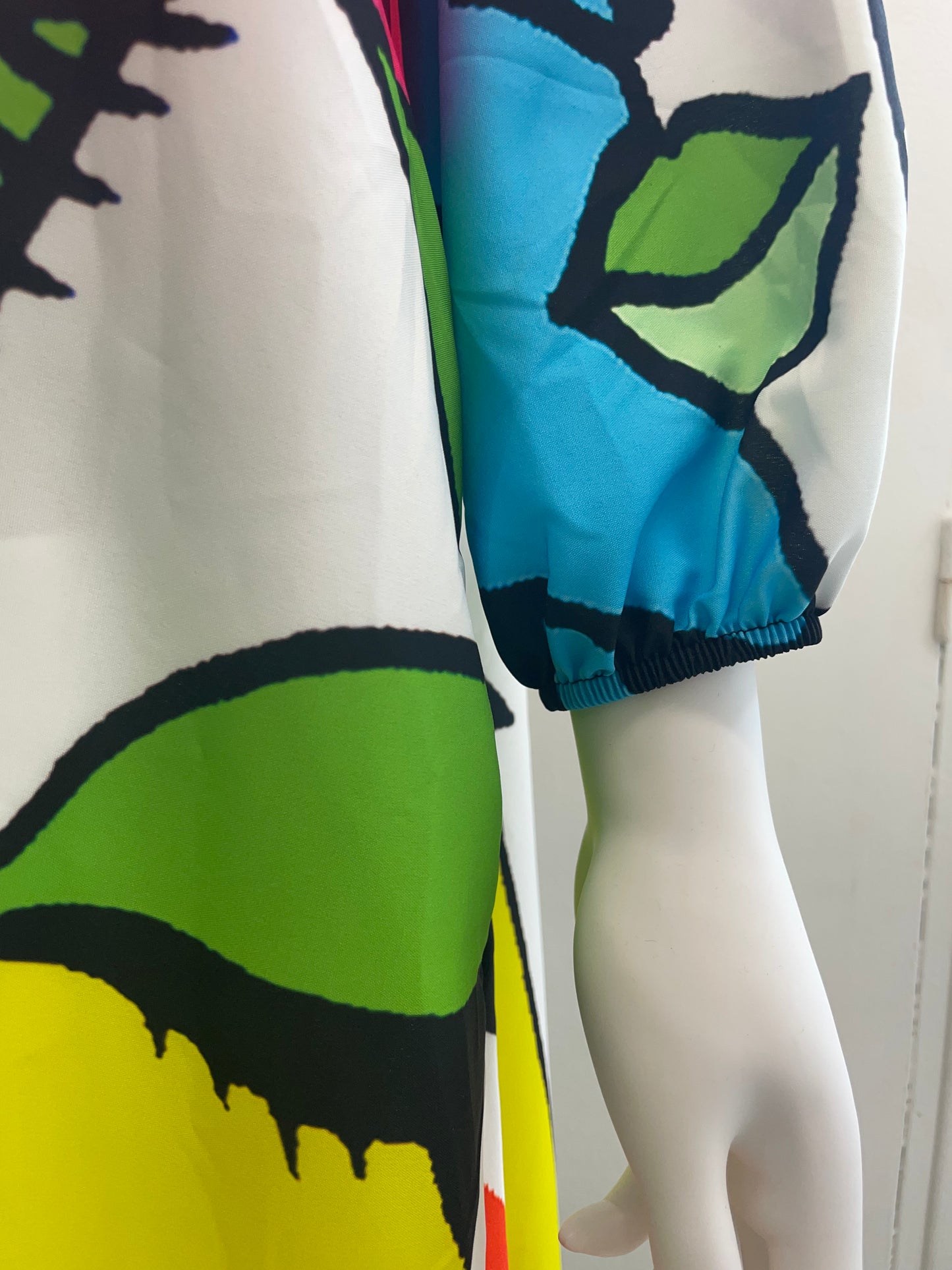 Robe Picasso - Manche longue à élastique (sans col)
