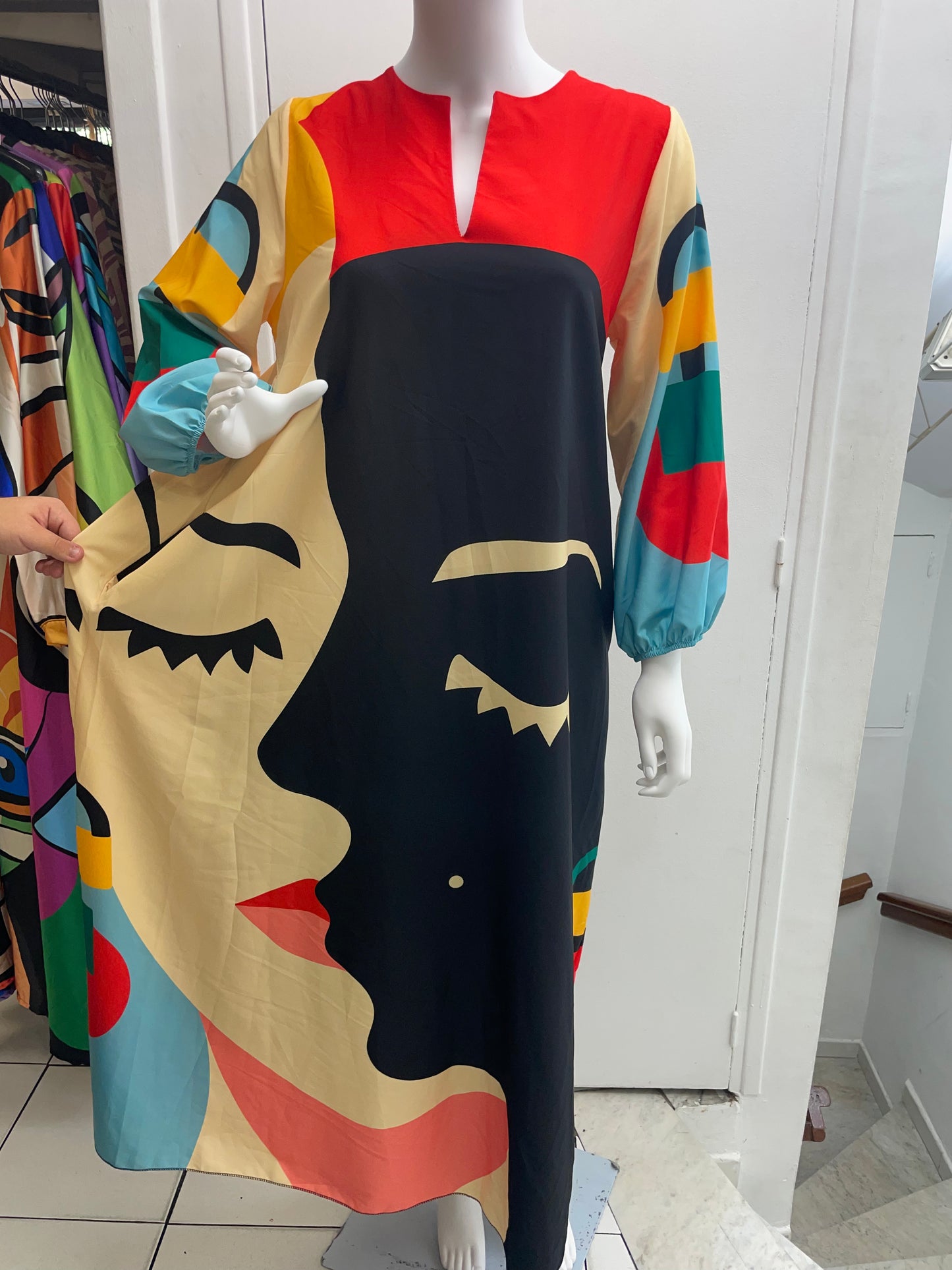 Robe Picasso - Manche longue à élastique (sans col)